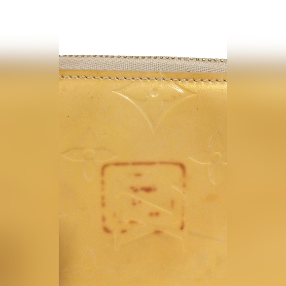 Louis Vuitton Monogram Vernis Compact Zippy Wallet W/ Box, Dustbag, & COA - Picture 5 of 16